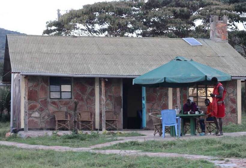 پانسیون Leruk Guest House