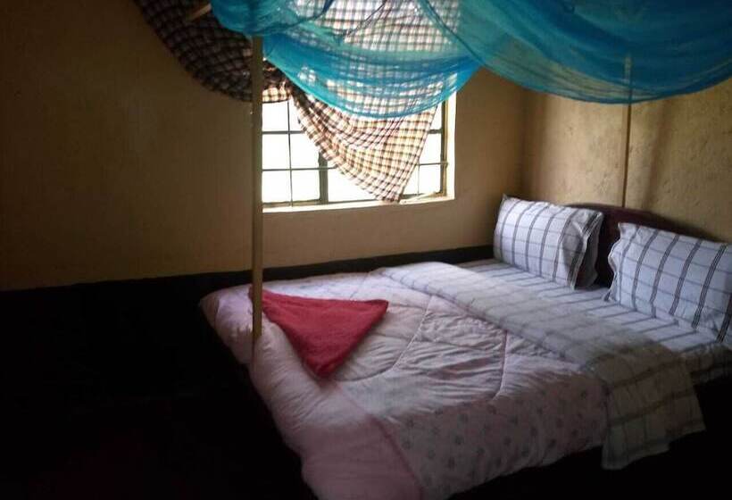 پانسیون Leruk Guest House