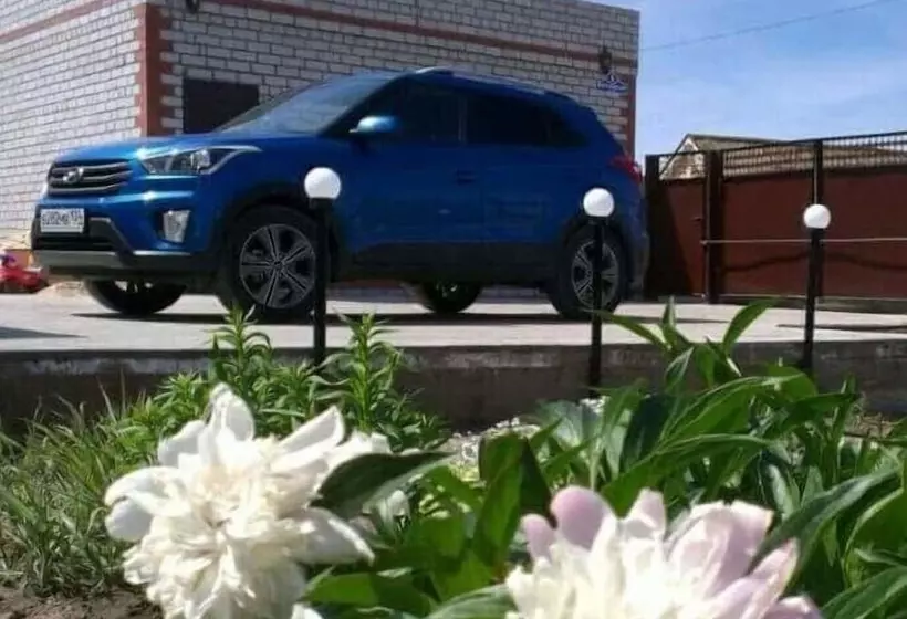 Majatalo V Gostyakh U Baby Poli