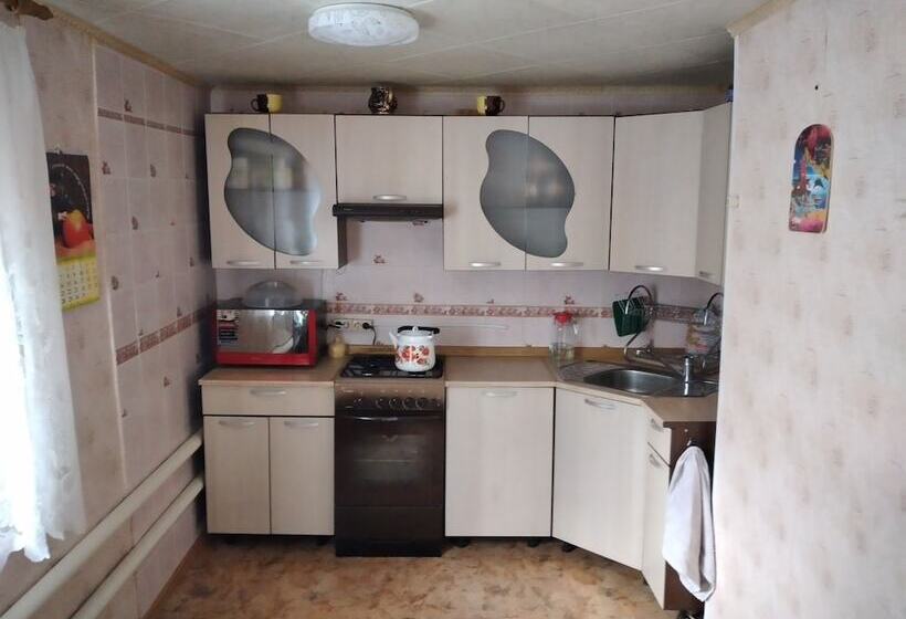 פנסיון V Gostyakh U Baby Poli