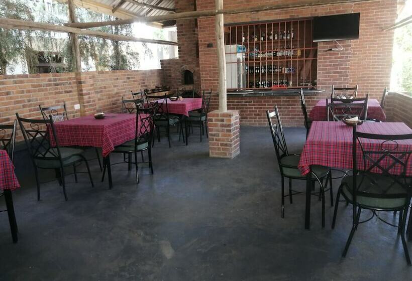 호텔 Bamboo Village