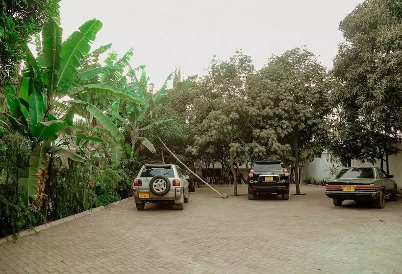 هتل Bamboo Village