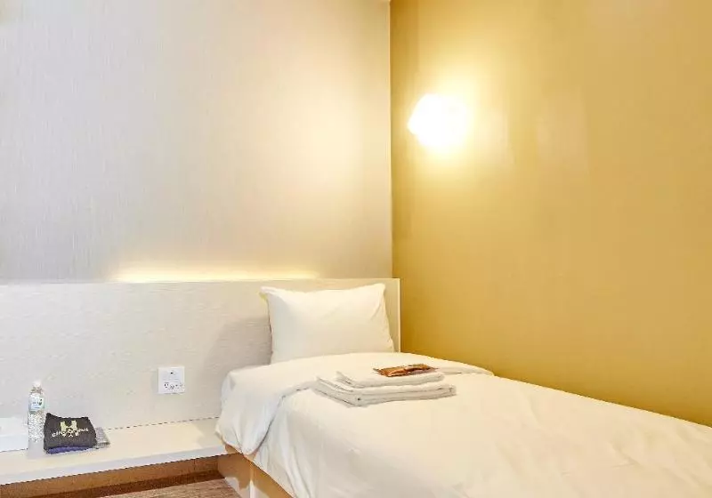 هاستل Single Inn Taipei