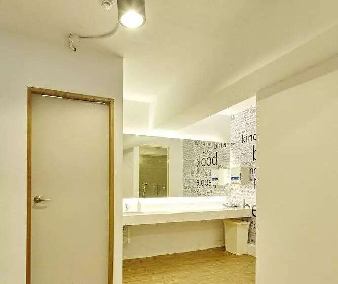 هاستل Single Inn Taipei