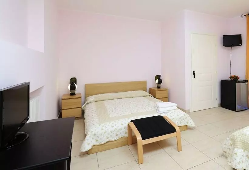 בית מלון כפרי Acquaplanet