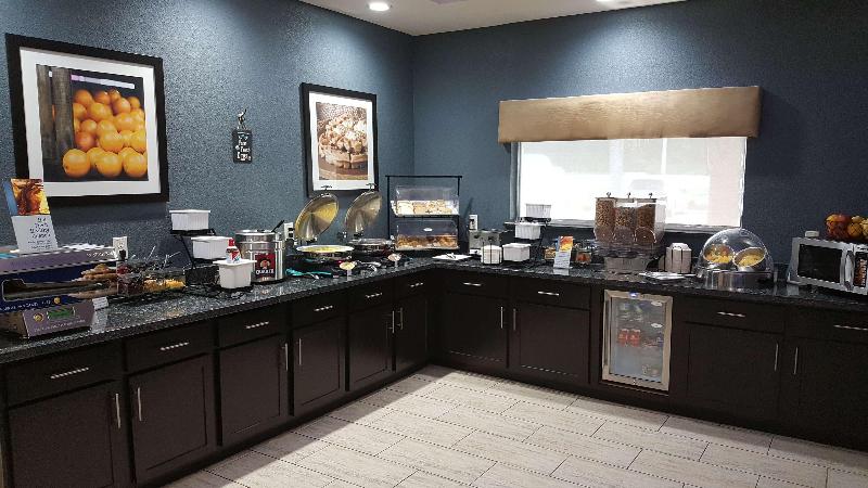 فندق Best Western Plus Lake Jackson Inn & Suites