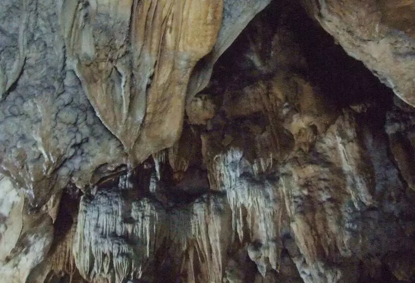 Hotelli Chiang Dao Roundhouses