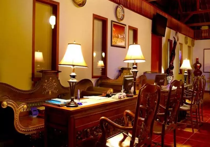 호텔 Grand Royal Bil