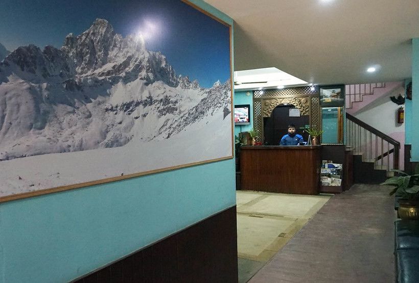 هتل Impala Garden