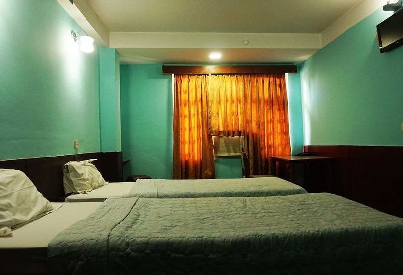 هتل Impala Garden