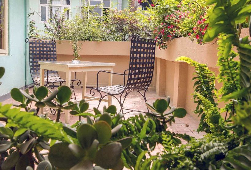 هتل Impala Garden