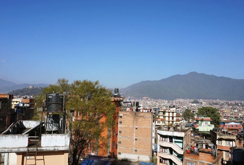 هتل Impala Garden