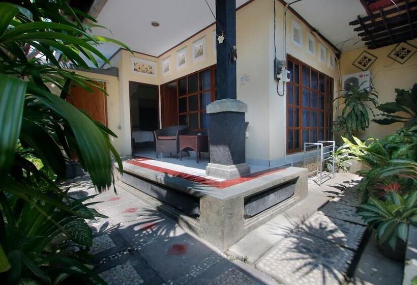 Отель Jati Sanur