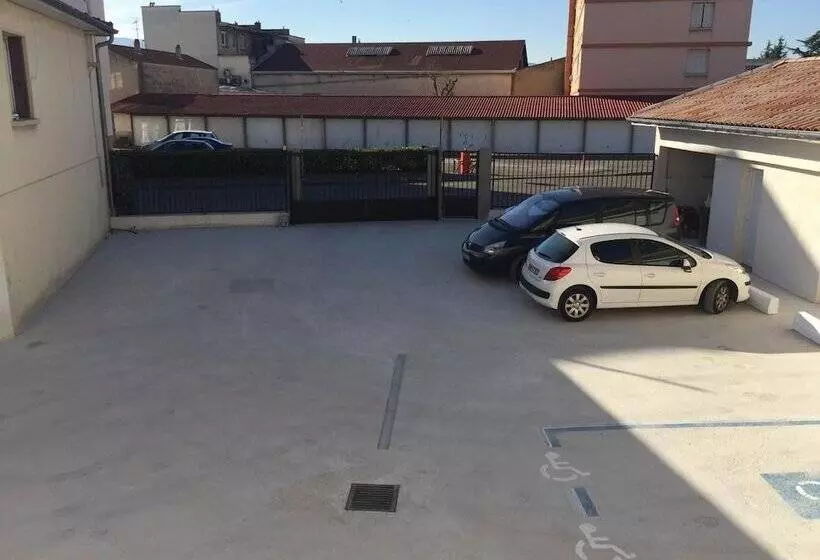 ホテル Le Logis Dauphinois