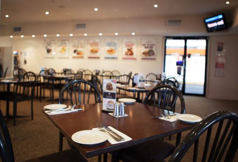 Отель Palm Beach