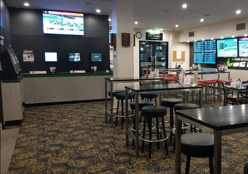 Отель Palm Beach