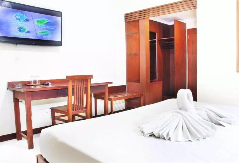 酒店 Paradiso Beach Inn