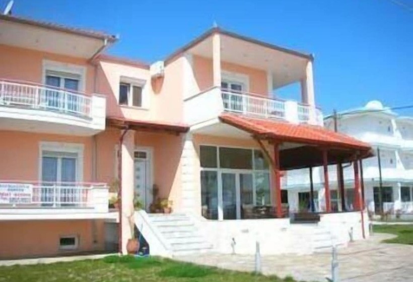 فندق Pension Delfini