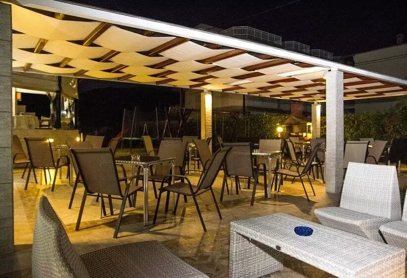 בית מלון כפרי Pension Delfini