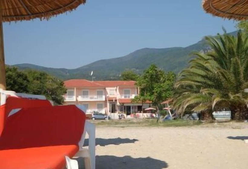 فندق Pension Delfini