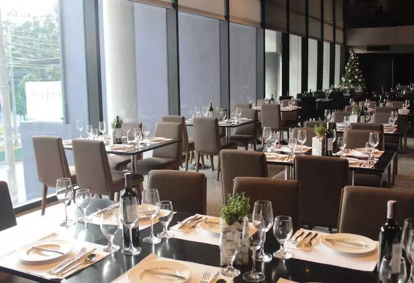 Отель Privato Quezon City