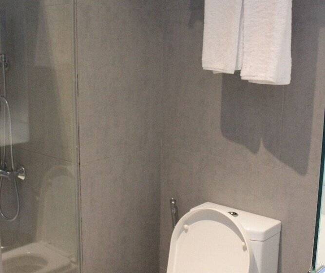 בית מלון כפרי Privato Quezon City