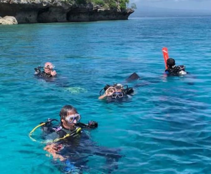 Отель Sunia Loka