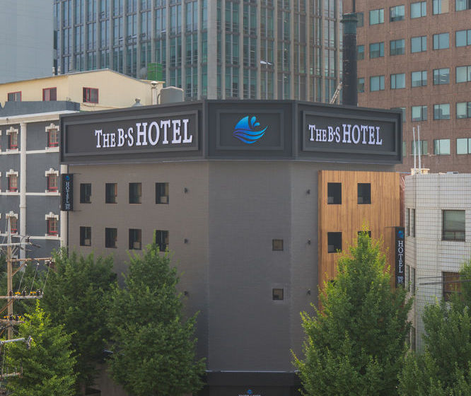 فندق The Bs