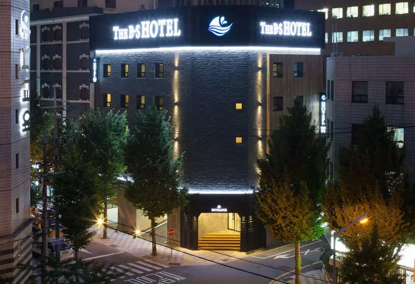 فندق The Bs