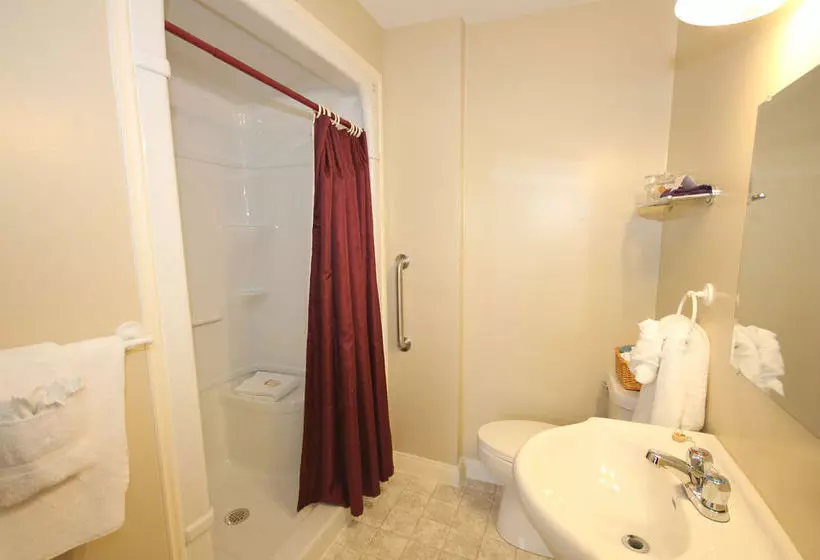 پانسیون Tara Manor Inn