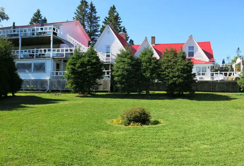 پانسیون Tara Manor Inn