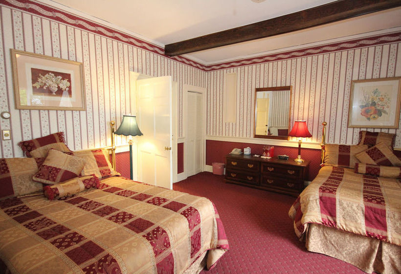 پانسیون Tara Manor Inn