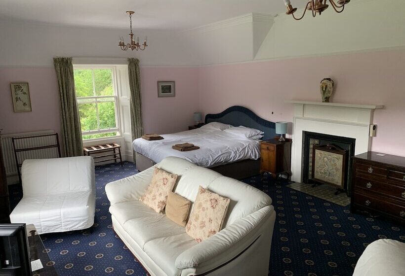 펜션 Whitchester Christian Centre