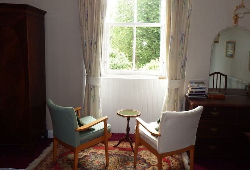 펜션 Whitchester Christian Centre