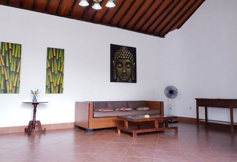 אתר נופש Kumpul Kumpul Villa Double Six