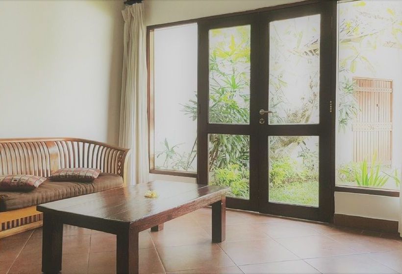 אתר נופש Kumpul Kumpul Villa Double Six