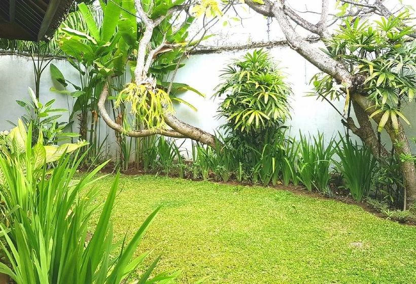 אתר נופש Kumpul Kumpul Villa Double Six