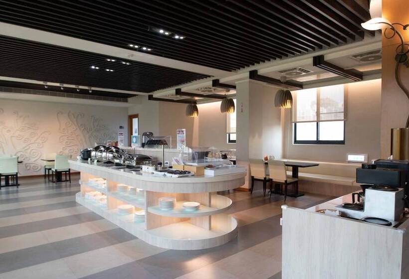 Six Star Motel  Zhongli