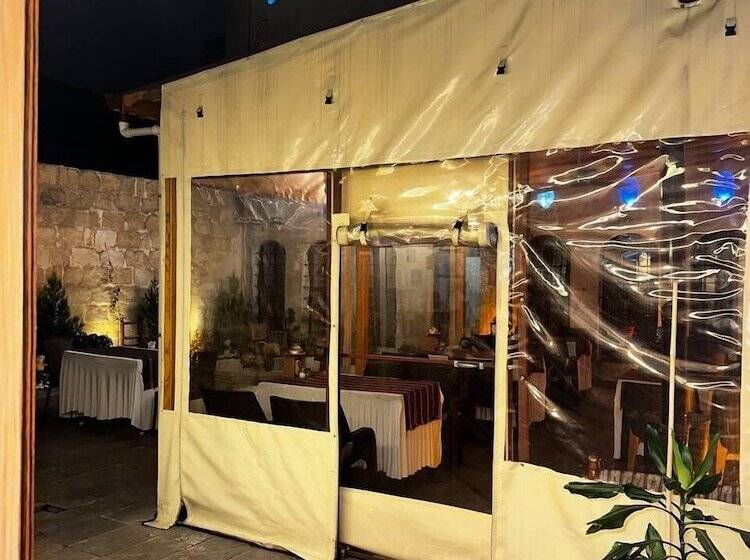 Dostlar Konagi Butik Otel