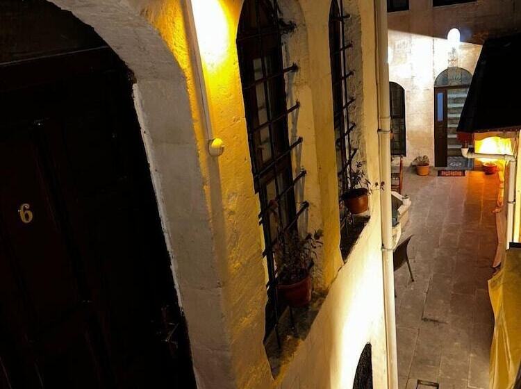 Dostlar Konagi Butik Otel