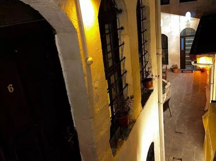 Dostlar Konagi Butik Otel