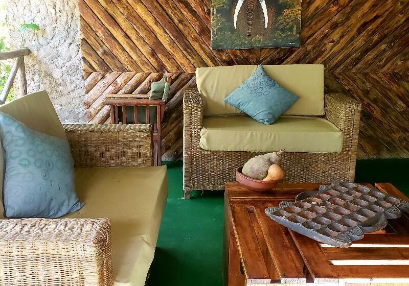 호텔 Mikumi Safari Lodge