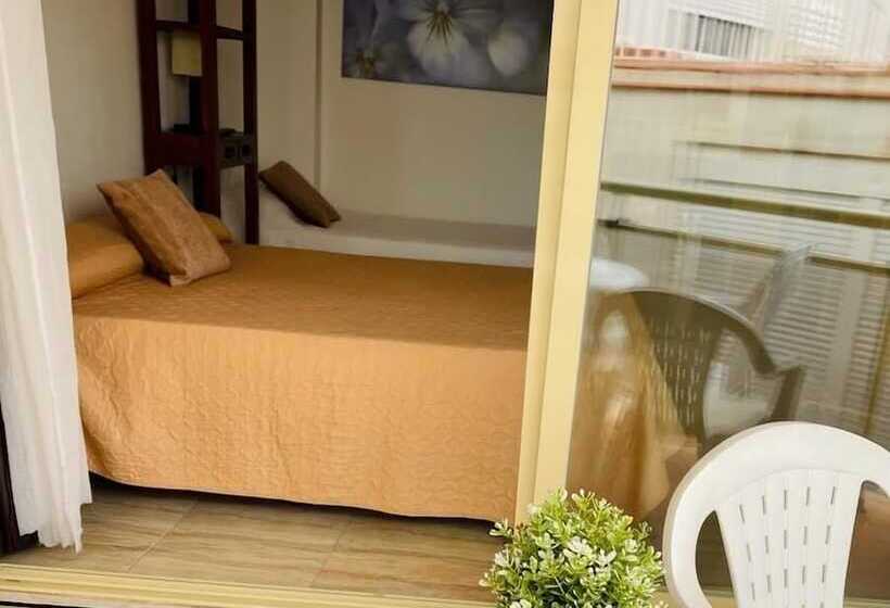 فندق Puerta Del Sol Trm