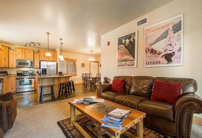 Bear Hollow By Lespri Management