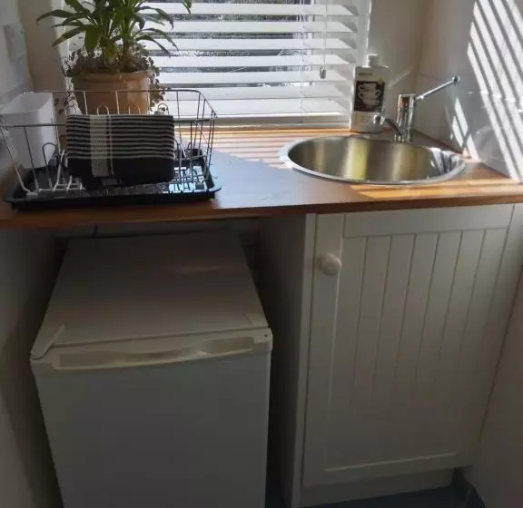 مبيت وإفطار Old Colony Inn