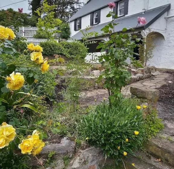 مبيت وإفطار Old Colony Inn