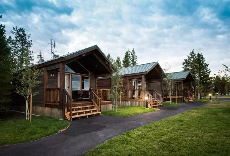 Explorer Cabins At Yellowstone