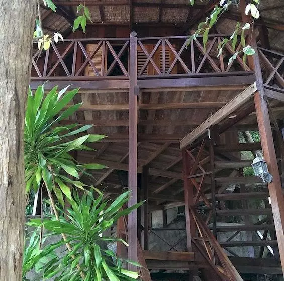 Отель Bagus Place Retreat