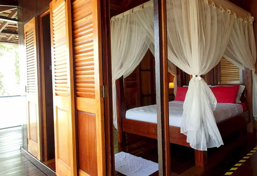 Отель Bagus Place Retreat