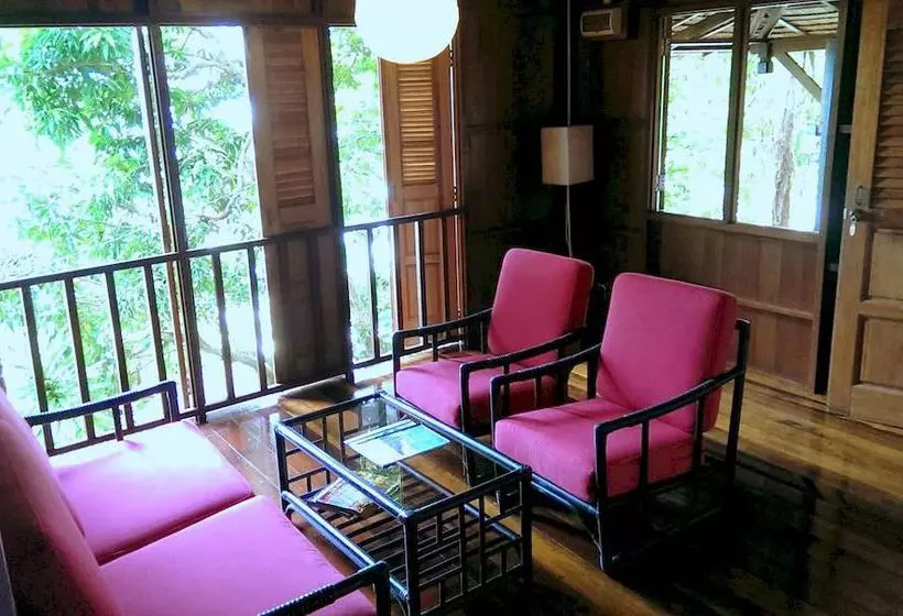 Отель Bagus Place Retreat